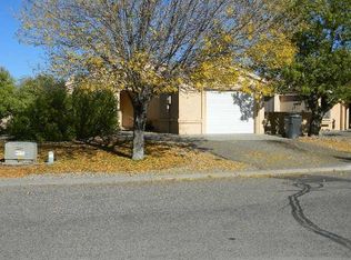 1045 Harrison Dr NE, Rio Rancho, NM 87144
