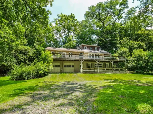 3610 Arcola Rd, Collegeville, PA 19426