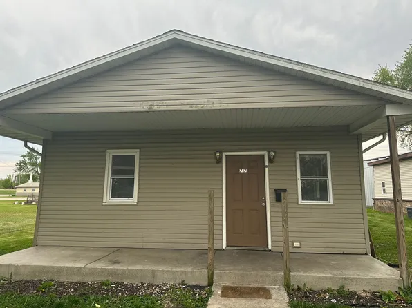 (undisclosed Address), Mattoon, IL 61938