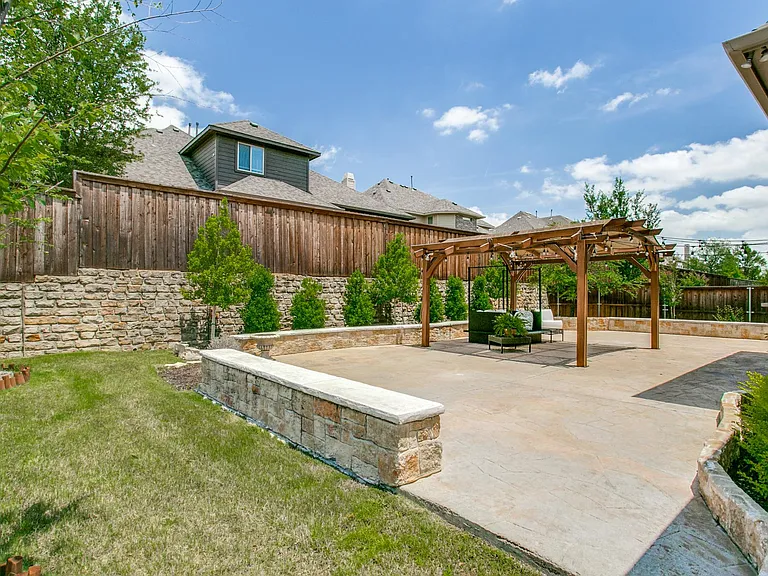 1518 Saddle Tree Rd — Photo 38