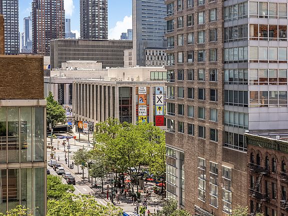 5th image of 45 W 67th St APT 8H