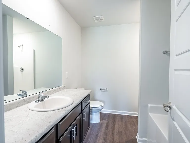105 Cottage Way — Photo 31