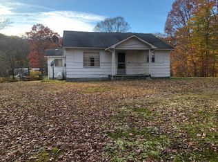 88 Rock Camp Rd, Fayetteville, WV 25840