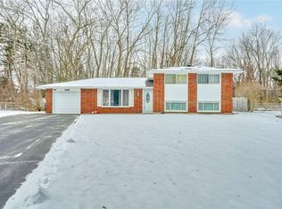 146 Frandee Ln, Rochester, NY 14626