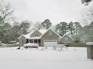 2025 Oak Leaf Ln, Virginia Beach, VA 23455