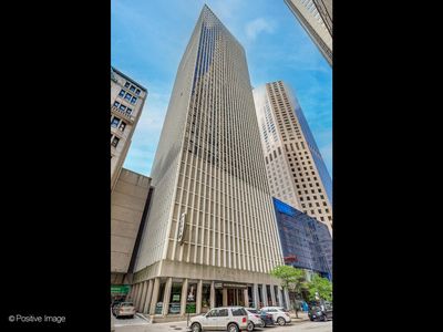 100 E Walton St APT 32B, Chicago, IL, 60611