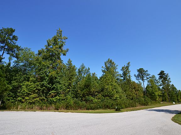 3rd image of 8332 Saucier Dr