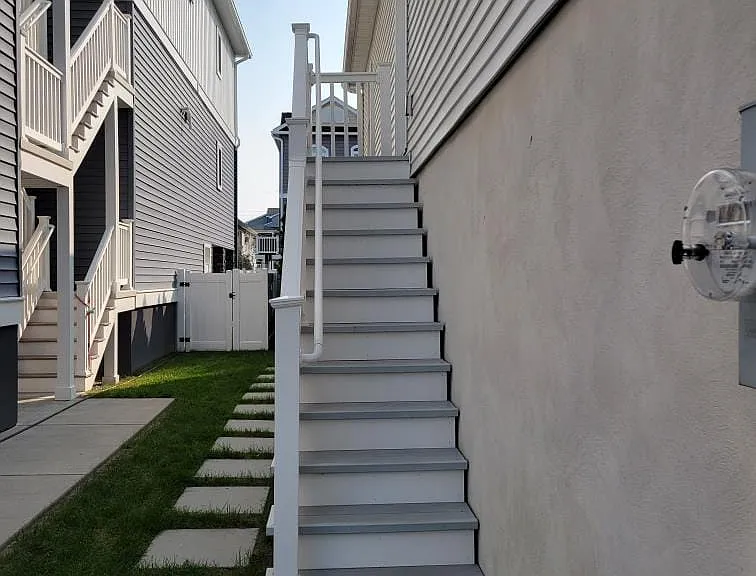 14 N Monroe Ave — Photo 2