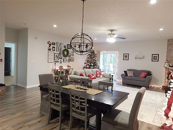 5th image of 2582 Foxtail Dr