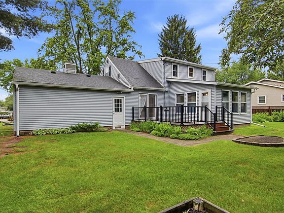 5th image of 1008 W Cedar Street