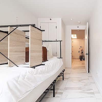 5th image of 73 Starr St #1L