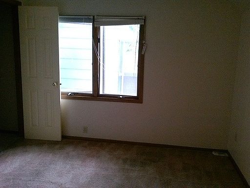2nd image of 225 S Duluth Ave