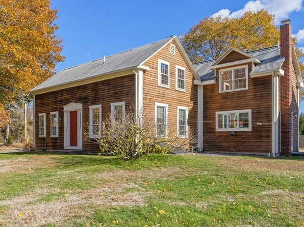 55 Garrison St, Groveland, MA 01834