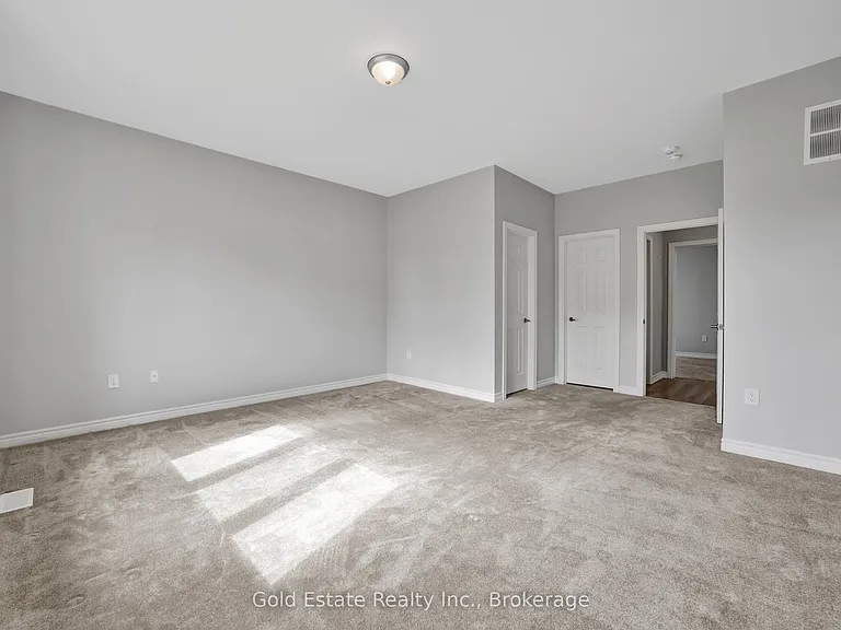 1511 Marina Dr — Photo 2