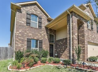 110 Bogey Cir, La Porte, TX 77571