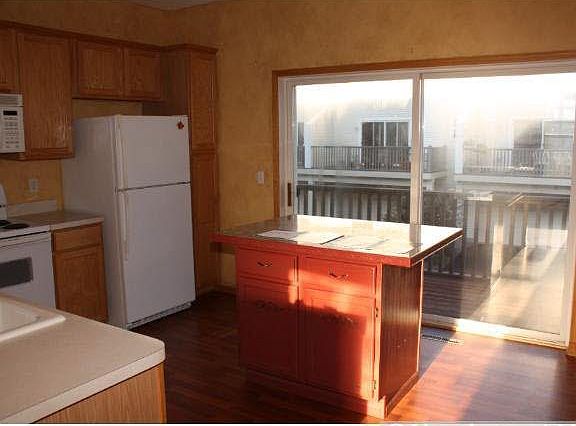 5th image of 11314 Davenport Circle NE