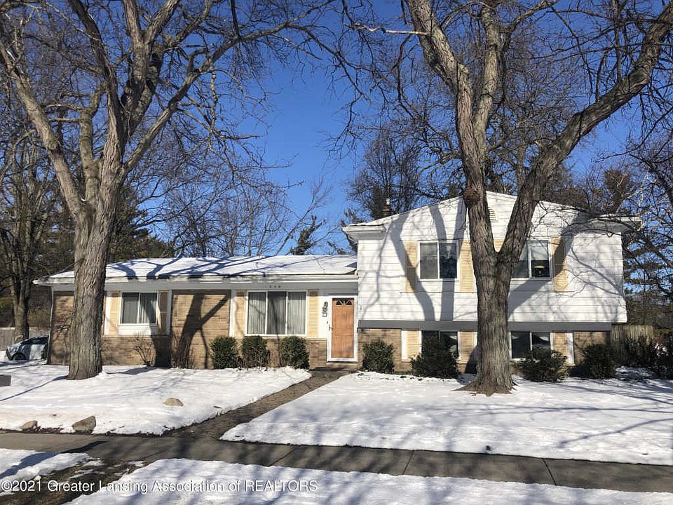 1st image of 1048 Blanchette Dr