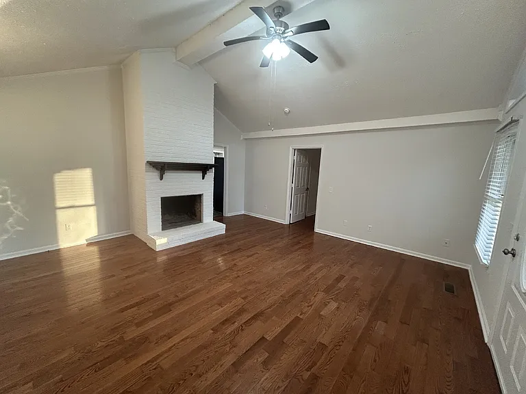 100 Ridgewood Rd — Photo 5