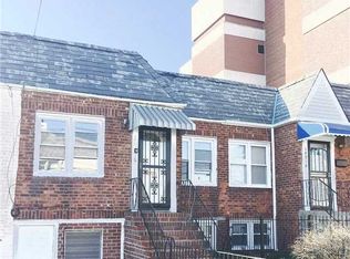 14016 183rd St, Springfield Gardens, NY 11413
