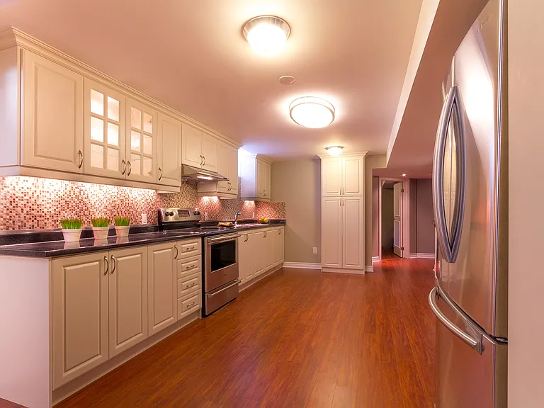 900 Somerville Ter #BASEMENT — Photo 1