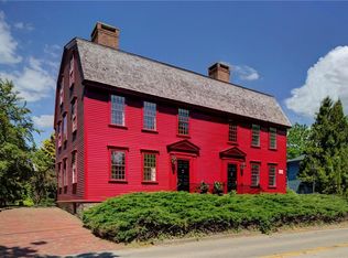 57 Farewell St, Newport, RI 02840