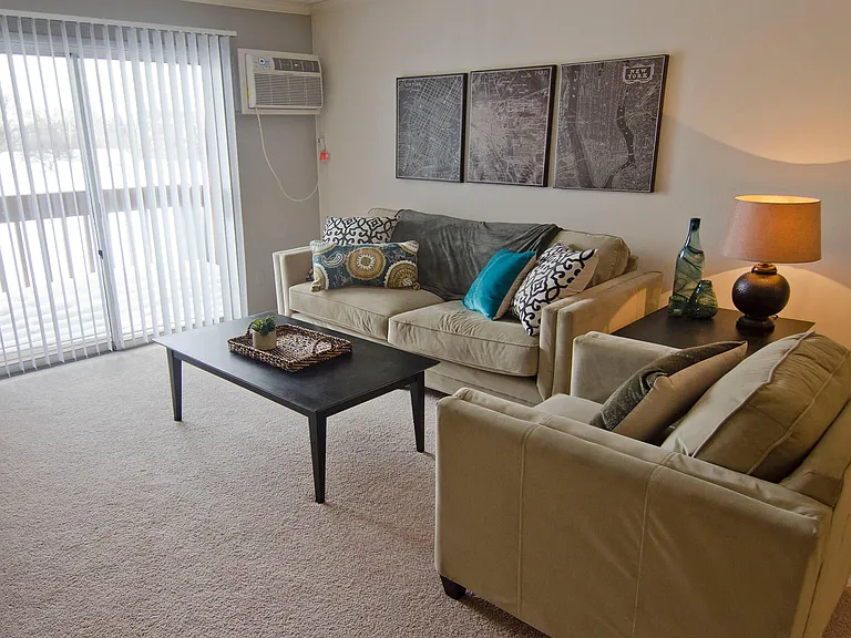 College Towne Apartments — Photo 35