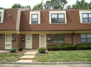 1304 Silver Ct, Hamilton, NJ 08690