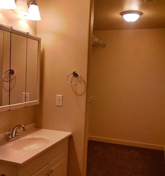 3004 N Leblanc Way — Photo 7