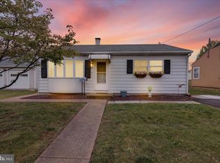 710 Chestnut St, Shoemakersville, PA 19555