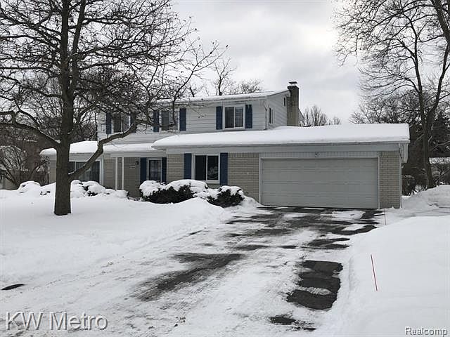 1st image of 32659 Olde Franklin Dr