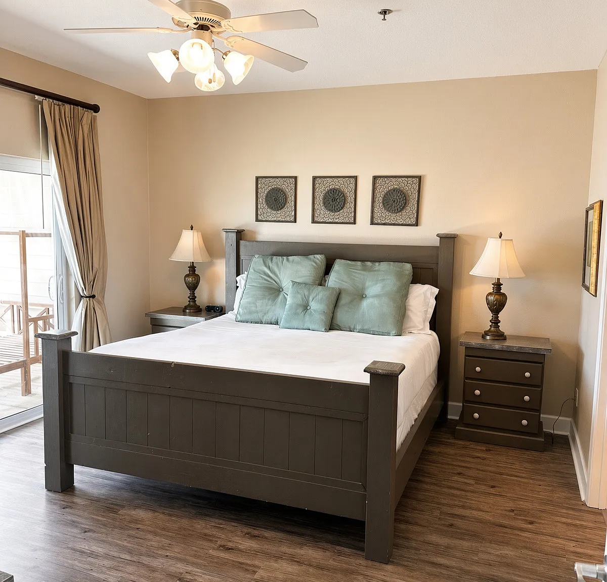 2 bed, 1296 sqft, $2,399 — Photo 1