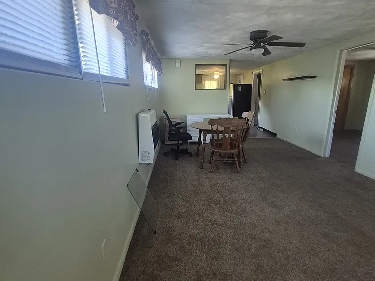 209 Railroad St — Photo 4