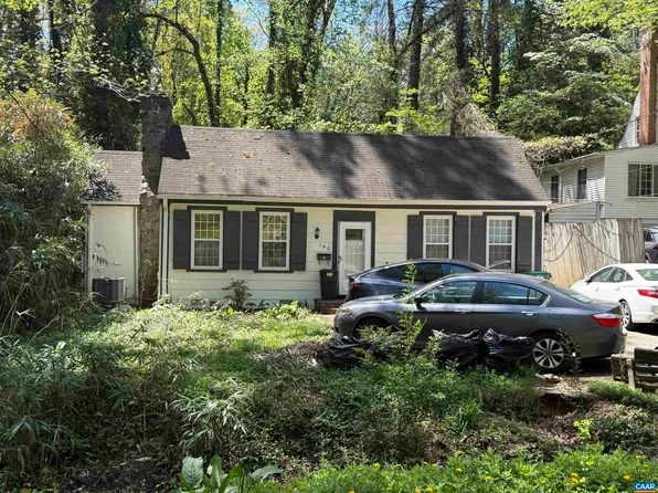 140 Valley Rd, Charlottesville, VA 22903