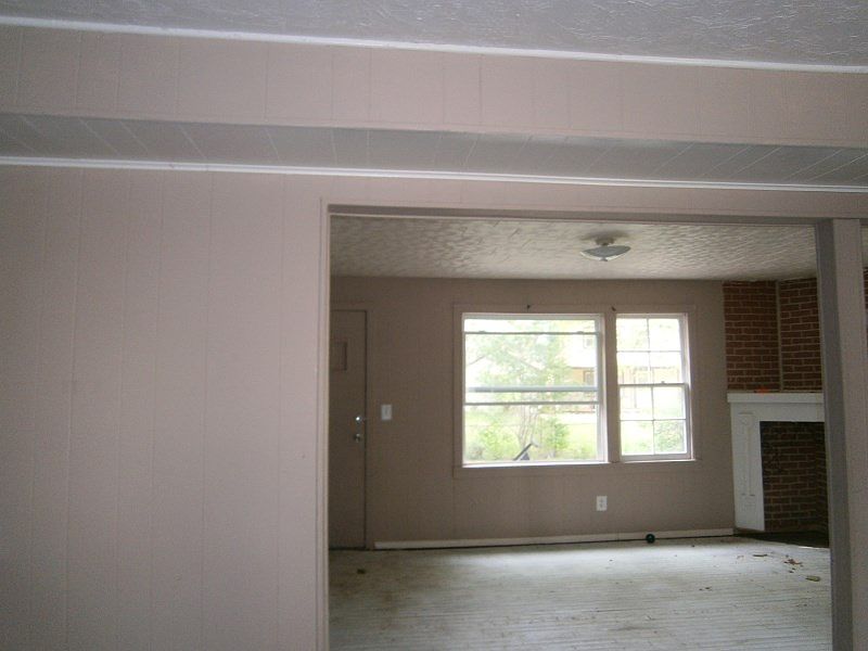 1st image of 2214 Delton Ct