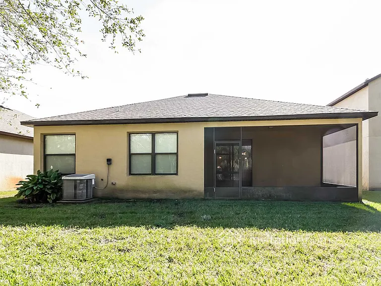 318 Breckenridge Cir SE — Photo 17