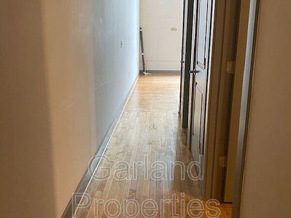 5th image of 821 Salem Ave SW #2