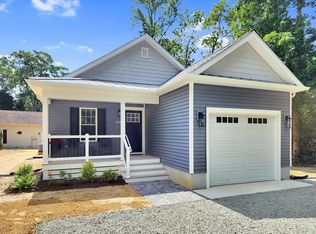 2682 Buccaneer Blvd, Greenbackville, VA 23356