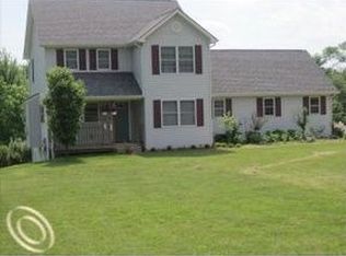 2419 N Hughes Rd, Howell, MI 48855