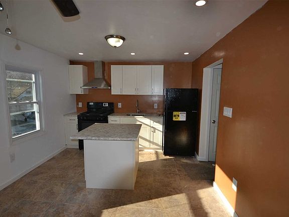 3rd image of 134-59 174th St #B
