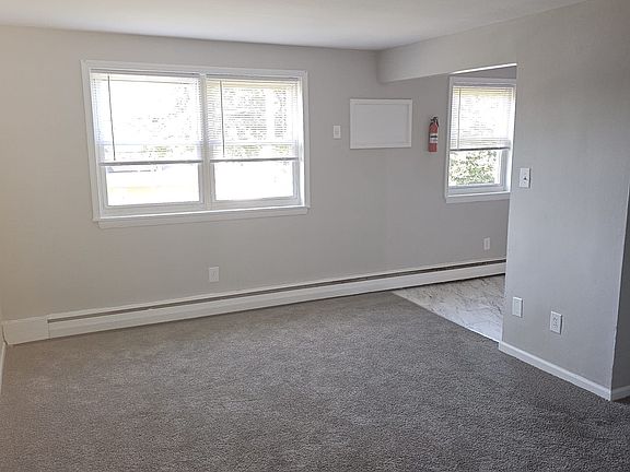 2nd image of 1522 Haines Rd APT D15