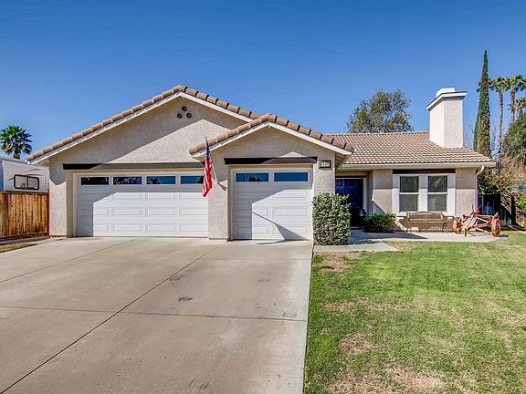 2nd image of 24391 Chaps Cir