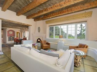 10C Soleado Ln, Santa Fe, NM 87508