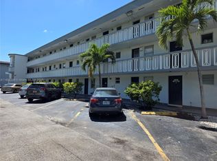1350 NE 191st St #B102, Miami, FL 33179