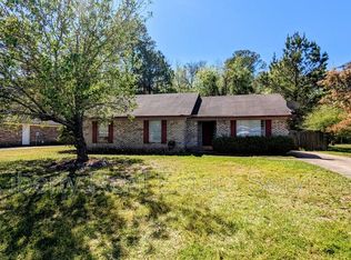 1440 Firefinder Ln, Hinesville, GA 31313