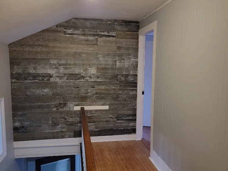 437 E Doty Ave — Photo 24