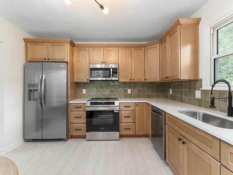 3411 Wilshire Dr — Photo 12