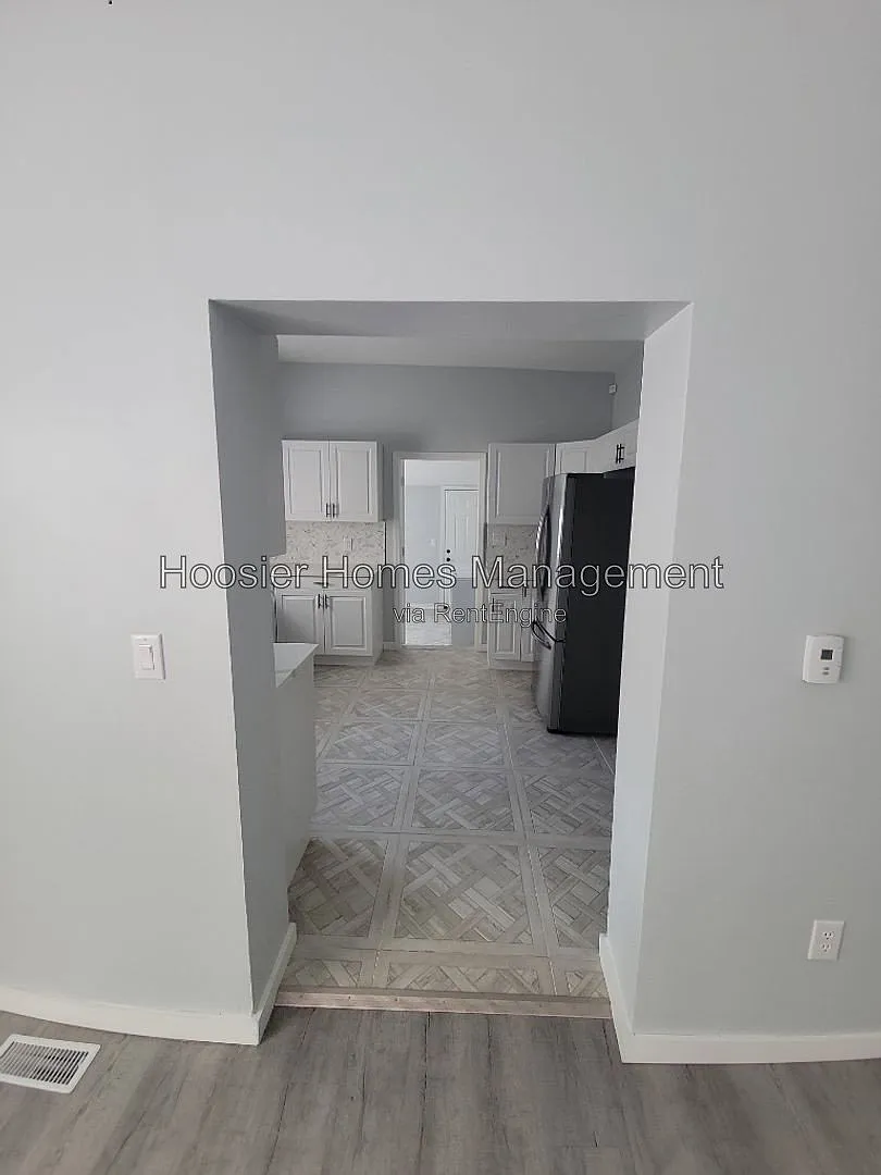 3 bed, 1.5 bath, $1,450 — Photo 4