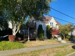 318 W Garfield St #1, Seattle, WA 98119