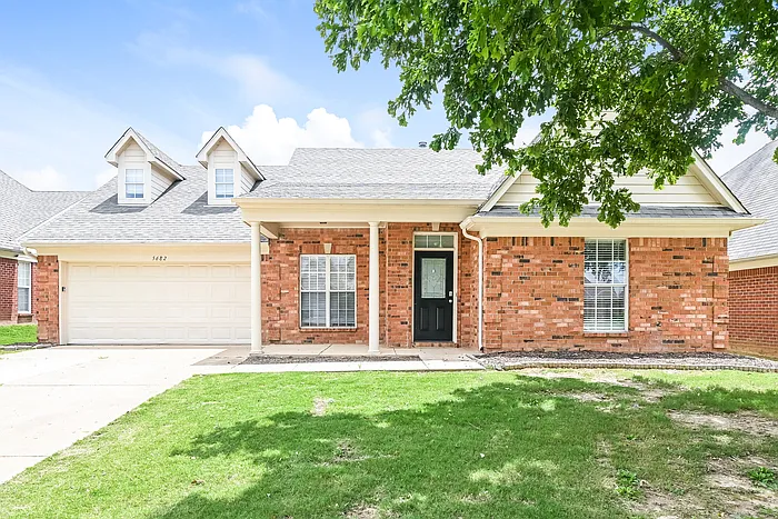 5682 Hunters Chase Dr — Photo 1
