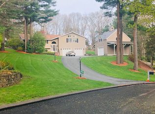 11 Ipswich River Rd, Danvers, MA 01923